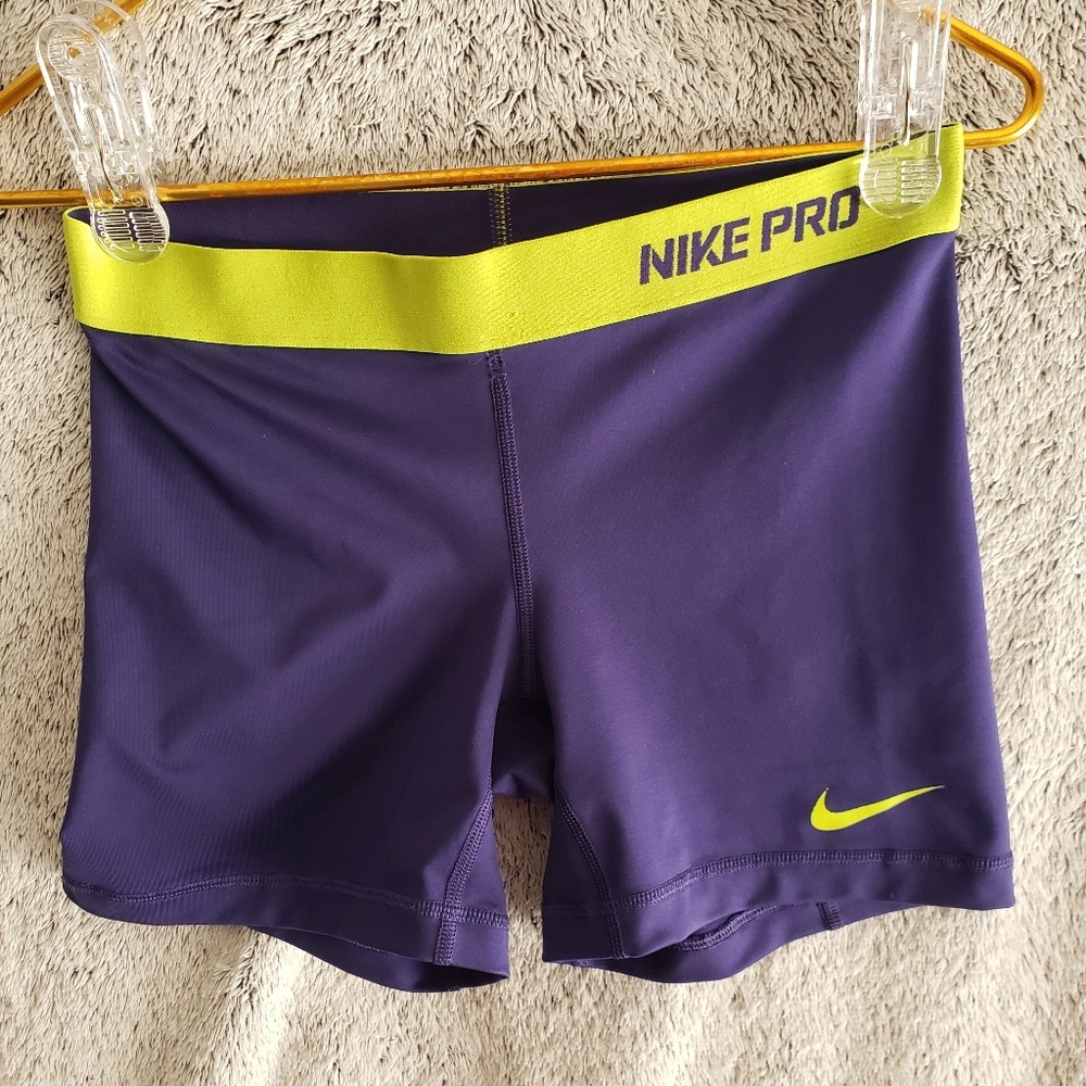 Used Sz M Nike Pro Spandex Shorts